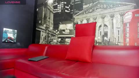 DUSAN  GREY online show from March 19, 3:54 am