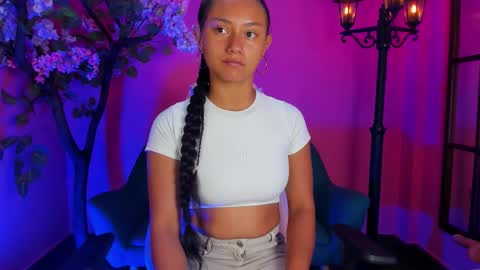 duskybeautyy online show from March 14, 1:27 pm