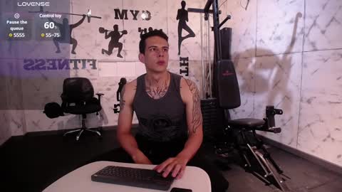 Dustin Sonne online show from February 17, 3:15 am