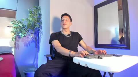 Dustin Sonne online show from June 30, 9:27 pm