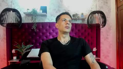 Dustin Sonne online show from July 5, 3:34 am