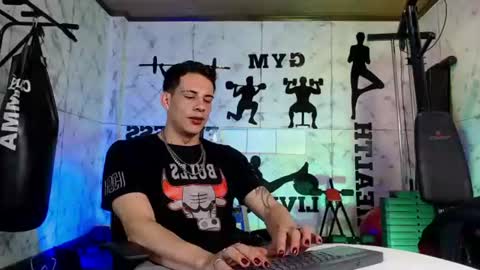 Dustin Sonne online show from July 19, 3:32 am