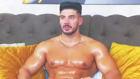 Snapshot of dustinkeent chatting on August 3, 3:49 am Dustin online show from August 3, 3:49 am