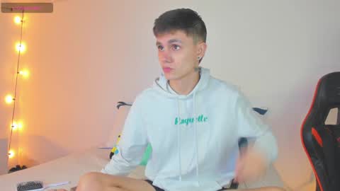 Dustin Levy online show from January 13, 1:02 am