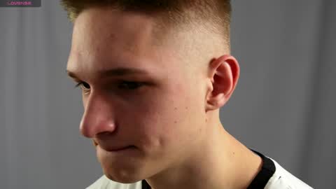 Dustyn online show from January 14, 2:11 pm