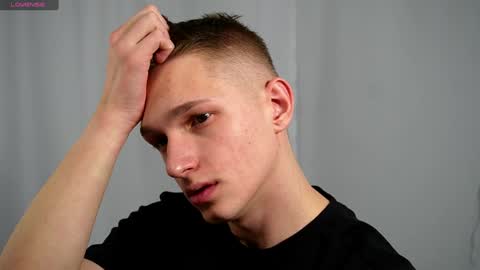 Dustyn online show from January 16, 2:08 pm