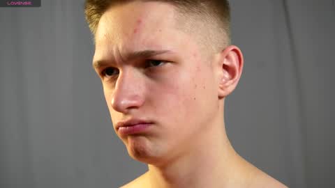 Dustyn online show from January 18, 6:10 pm