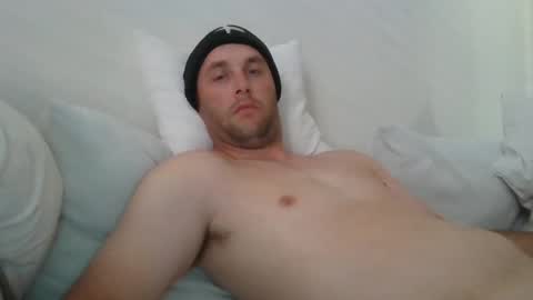 Snapshot of dustyroy09 chatting on February 11, 11:44 pm dustyroy09 online show from February 11, 11:44 pm