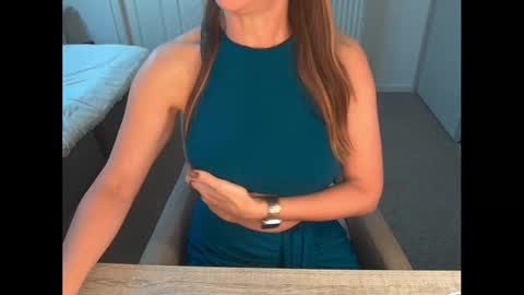 Snapshot of dutchamber chatting on November 17, 8:31 am Ambertje040 online show from November 17, 8:31 am