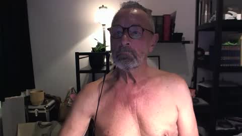 DutchPear online show from April 30, 3:24 am