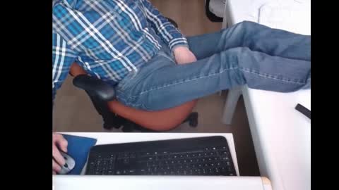 Snapshot of dutchpornking2 chatting on February 9, 3:56 pm dutchpornking2 online show from February 9, 3:56 pm