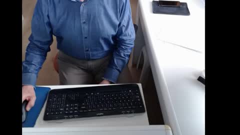 dutchpornking2 online show from April 27, 6:22 am