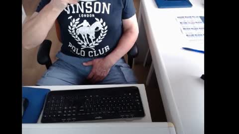 dutchpornking2 online show from June 16, 6:16 am