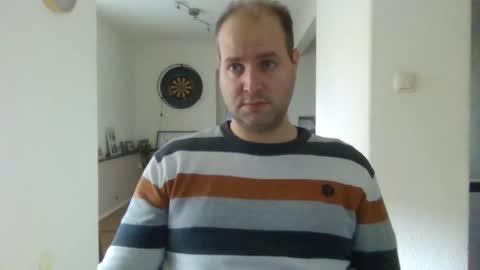 Snapshot of dutchslave1988nolimits chatting on October 24, 12:23 pm Mr X online show from October 24, 12:23 pm