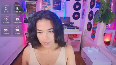 duulce_mia online show from May 25, 12:22 pm