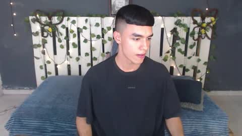 duvan_montes online show from December 3, 10:08 pm