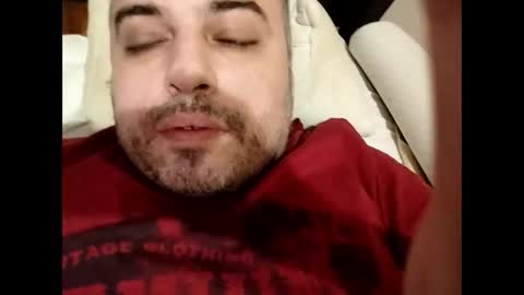 Snapshot of dwizziz chatting on April 18, 7:40 pm Ivan online show from April 18, 7:40 pm