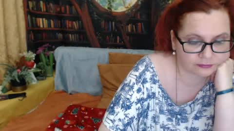 Dyanne online show from June 23, 7:01 pm