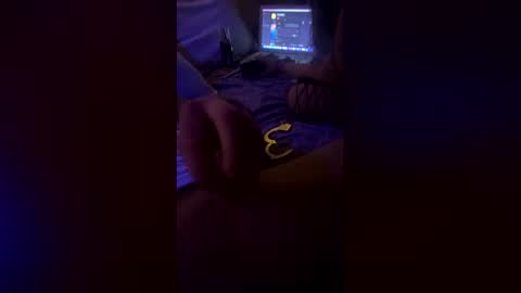 dyckandjayne online show from March 18, 8:28 am