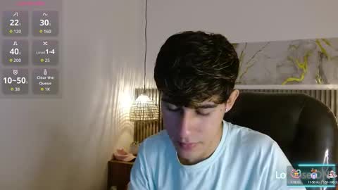 dyla_n18_ online show from December 13, 8:25 pm