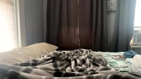 Snapshot of dylan12563 chatting on April 3, 9:13 pm dylan12563 online show from April 3, 9:13 pm