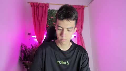 Snapshot of dylan_2005 chatting on September 13, 11:32 am Dylan online show from September 13, 11:32 am