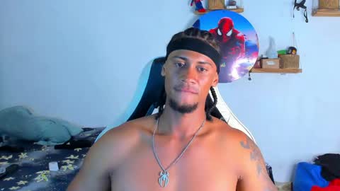 Snapshot of dylan_jake1 chatting on May 3, 1:55 am Dylan online show from May 3, 1:55 am