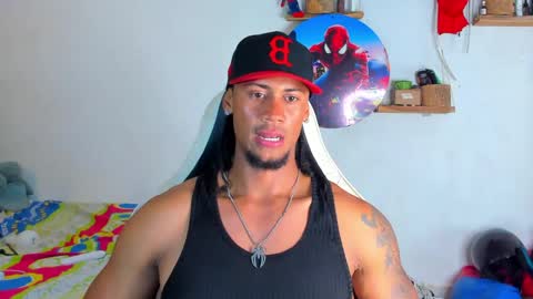 Snapshot of dylan_jake1 chatting on May 12, 1:58 am Dylan online show from May 12, 1:58 am