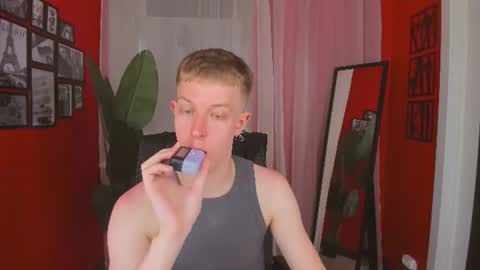Dylan online show from June 15, 9:33 am
