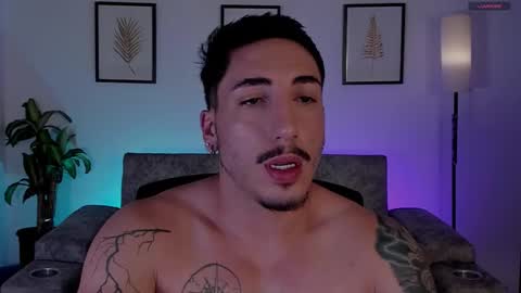 Bryan model independient online show from March 11, 12:38 am