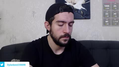 Snapshot of dylan_starxx chatting on December 21, 6:41 am Dylan online show from December 21, 6:41 am