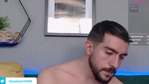 Snapshot of dylan_starxx chatting on December 30, 9:50 pm Dylan online show from December 30, 9:50 pm