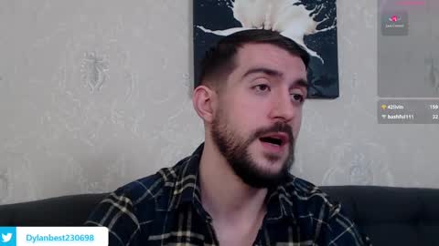 Snapshot of dylan_starxx chatting on January 3, 4:44 am Dylan online show from January 3, 4:44 am