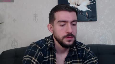 Snapshot of dylan_starxx chatting on January 5, 2:19 pm Dylan online show from January 5, 2:19 pm