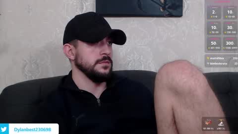 Snapshot of dylan_starxx chatting on January 14, 2:50 am Dylan online show from January 14, 2:50 am
