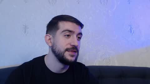 Snapshot of dylan_starxx chatting on February 5, 6:13 am Dylan online show from February 5, 6:13 am