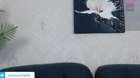 Snapshot of dylan_starxx chatting on February 14, 6:34 am Dylan online show from February 14, 6:34 am