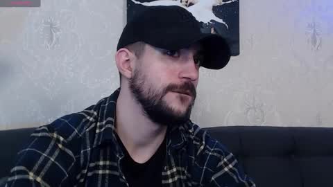 Snapshot of dylan_starxx chatting on February 15, 2:47 am Dylan online show from February 15, 2:47 am