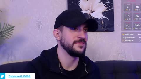 Snapshot of dylan_starxx chatting on February 16, 10:21 am Dylan online show from February 16, 10:21 am