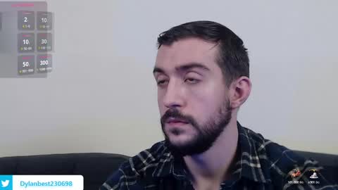 Snapshot of dylan_starxx chatting on February 24, 11:52 pm Dylan online show from February 24, 11:52 pm