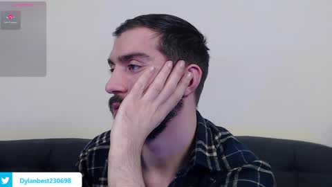 Snapshot of dylan_starxx chatting on February 25, 3:09 am Dylan online show from February 25, 3:09 am