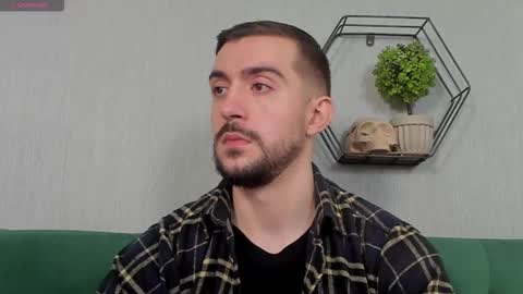 Snapshot of dylan_starxx chatting on October 6, 8:50 pm Dylan online show from October 6, 8:50 pm