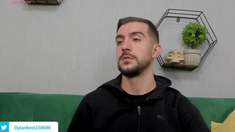 Snapshot of dylan_starxx chatting on October 7, 9:01 pm Dylan online show from October 7, 9:01 pm