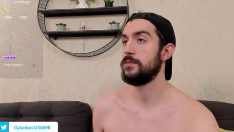 Dylan online show from December 18, 12:38 am