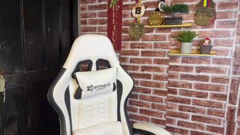 Dylangusss online show from March 11, 9:59 am