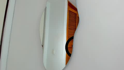 D Y L A N online show from September 11, 12:22 am