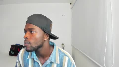 Dylan Taylor online show from February 11, 3:50 am