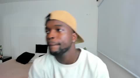 Dylan Taylor online show from March 2, 3:45 am