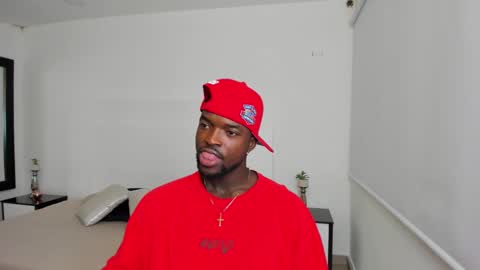 Dylan Taylor online show from March 11, 2:10 am