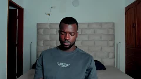 Dylan Taylor online show from December 5, 12:25 pm